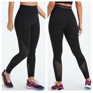 Fabletics Sync High Waisted Perforated 7/8 Seamless Legging